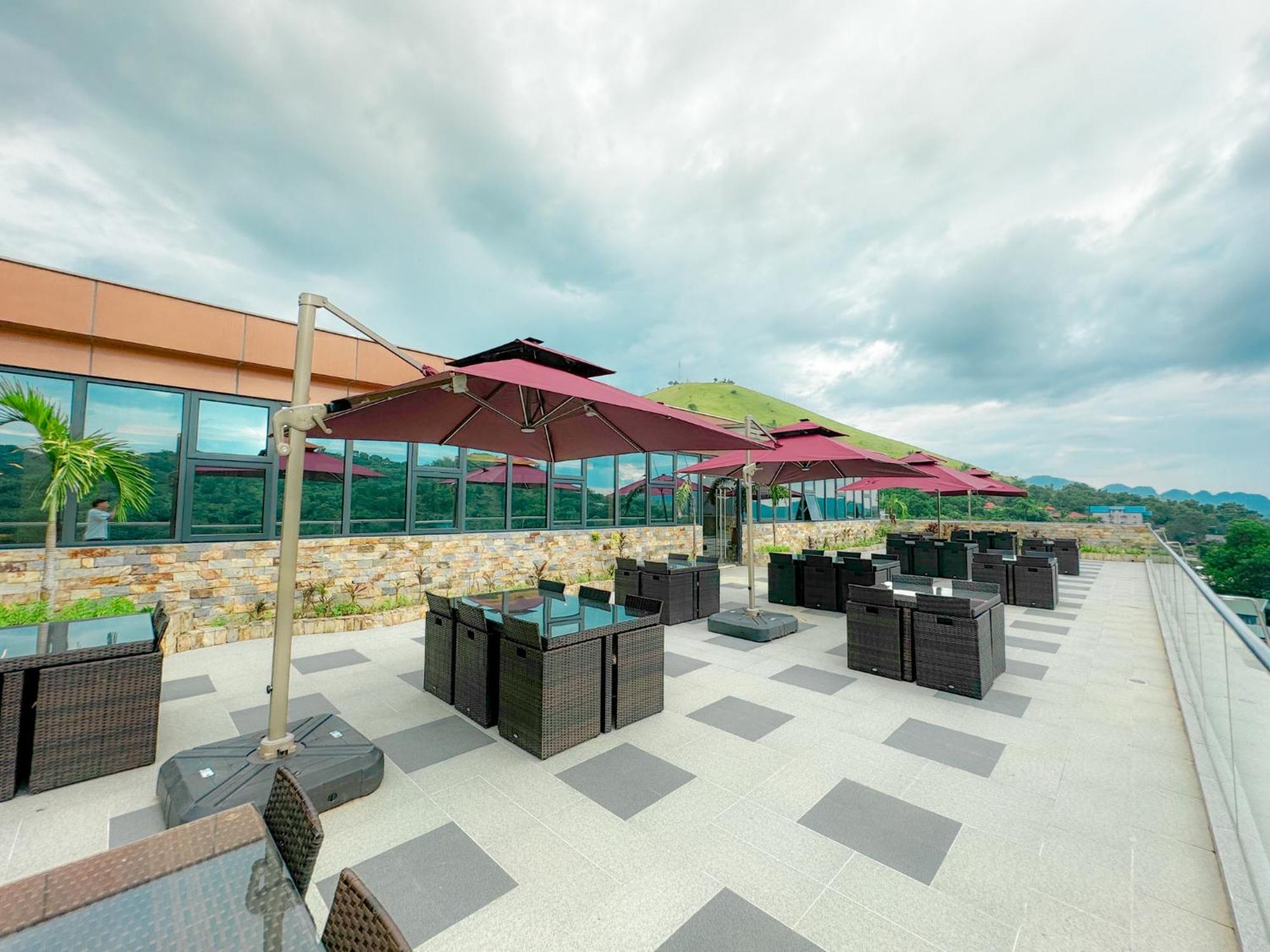 Venus Royale Hotel Корон Экстерьер фото